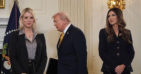 Bondi und Noem sind nicht mehr Teil von Trumps Regierung. (Archivbild)