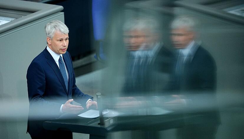 Au&szlig;enminister Wadephul hat f&uuml;r Irritationen in der Union gesorgt, was den Kurs in der Israel-Politik angeht. Nun gibt es eine gemeinsame Linie, sagt Bilger.