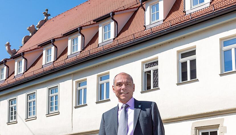 Im Brettacher Ortskern wird an vielen Ecken gebaut. Auch rund um den Arbeitsplatz von B&uuml;rgermeister Timo Natter, der Gemeindeverwaltung im Schl&ouml;ssle, stehen noch ein paar Arbeiten an.
Foto: Mario Berger
