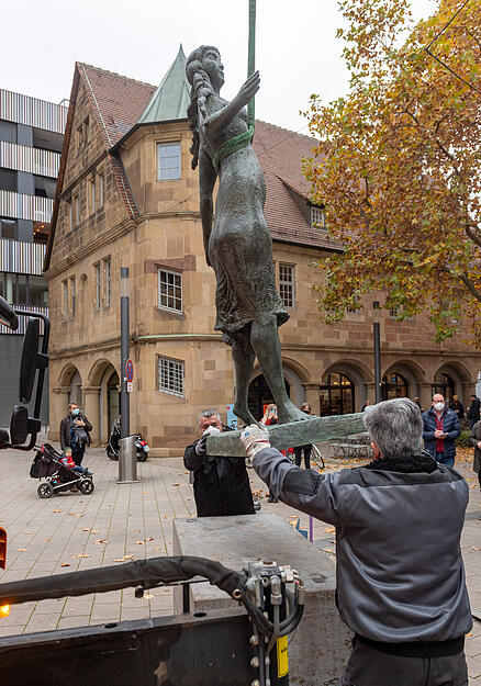 K&auml;thchen-Statue ist zur&uuml;ck