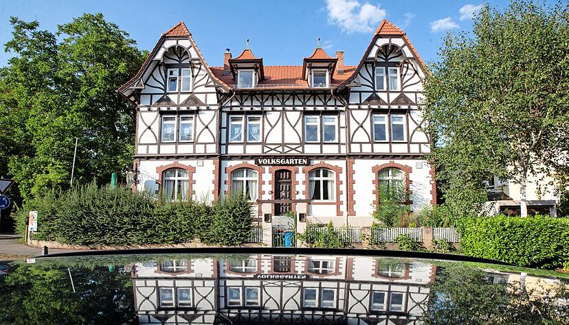 Das Restaurant Volksgarten im Osten der Stadt ist bis auf Weiteres geschlossen. Das Objekt soll verkauft werden. Das Restaurant Volksgarten im Osten der Stadt ist bis auf Weiteres geschlossen. Das Objekt soll verkauft werden.
