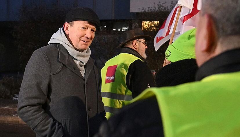 Derzeit seien keine weiteren Streiktage geplant, sagt Verdi-Verhandlungsf&uuml;hrer Jan Bleckert.