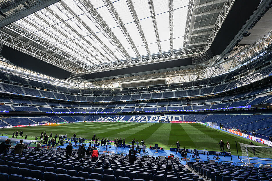 Inzwischen hat das Estadio Santiago Bernabéu ein Dach. Doch das war nicht immer so... Inzwischen hat das Estadio Santiago Bernabéu ein Dach. Doch das war nicht immer so...