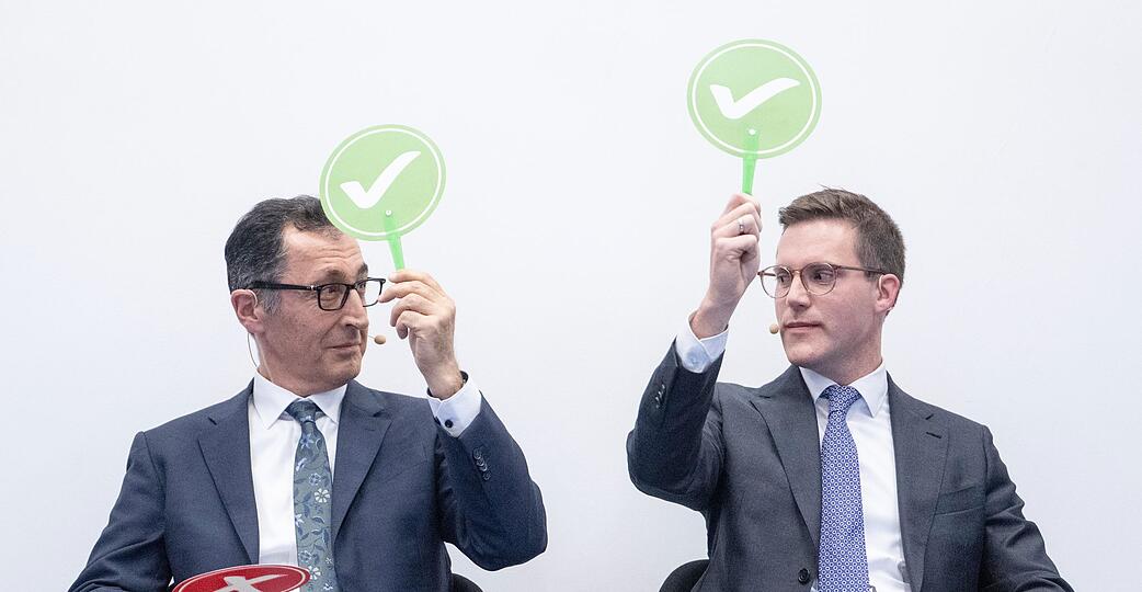 Wer hat am Ende die Nase vorne? Zwischen Gr&uuml;nen-Spitzenkandidat Cem &Ouml;zdemir und CDU-Frontmann Manuel Hagel zeichnet sich wenige Tage vor der Landtagswahl in Baden-W&uuml;rttemberg ein enges Rennen ab. (Archivbild)