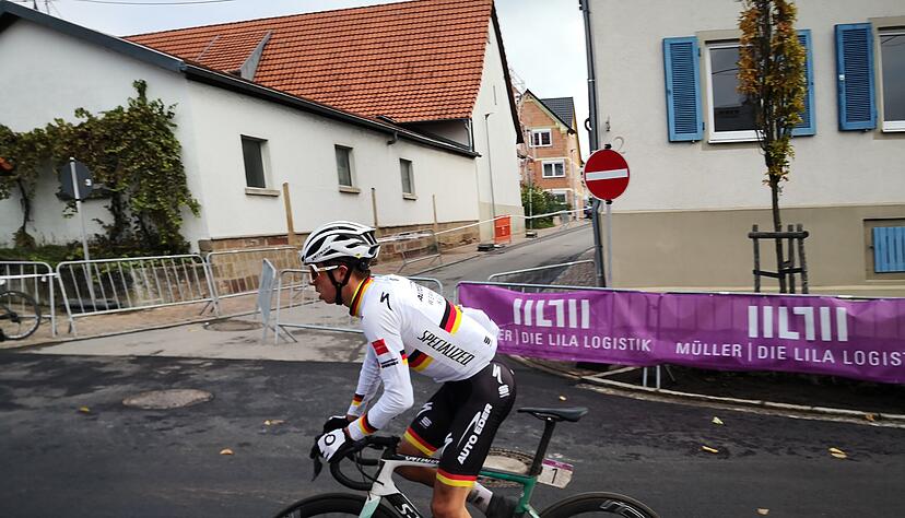 Mit viereinhalb Minuten Vorsprung gewann Marco Brenner das Bundesliga-Rennen der U 19 in Auenstein. Foto: Andreas Öhlschläger Mit viereinhalb Minuten Vorsprung gewann Marco Brenner das Bundesliga-Rennen der U 19 in Auenstein. Foto: Andreas Öhlschläger