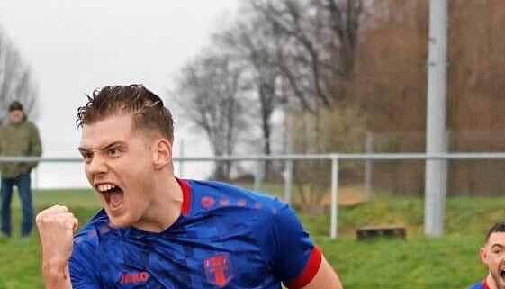 Jonas Limbach steuert zu dem deutlichen FSV-Erfolg drei Treffer bei.