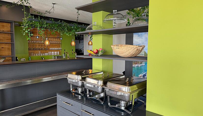 Die Einrichtung des Marmaris ist in erfrischendem Gr&uuml;n gehalten.