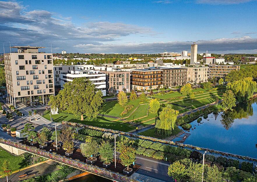 Das Quartier auf dem Gelände der Buga zeigt, wie neue Stadtlandschaften zu bauen sind. Einzelne Objekte wie Deutschlands erstes Holzhochhaus Skaio werden extra ausgezeichnet. Das Quartier auf dem Gelände der Buga zeigt, wie neue Stadtlandschaften zu bauen sind. Einzelne Objekte wie Deutschlands erstes Holzhochhaus Skaio werden extra ausgezeichnet.