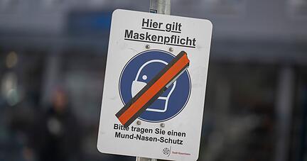 Viele Bundesländer haben sich entschieden, Maskenpflichten in Geschäften und Schulen sowie 2G- und 3G-Zutrittsregeln auslaufen zu lassen.