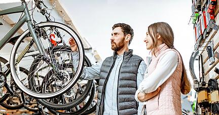 Derzeit verboten: Statt pers&ouml;nlicher Beratung m&uuml;ssen sich Kunden von Fahrradh&auml;ndlern telefonisch oder online informieren.
Foto: rh2010/stock.adobe.com