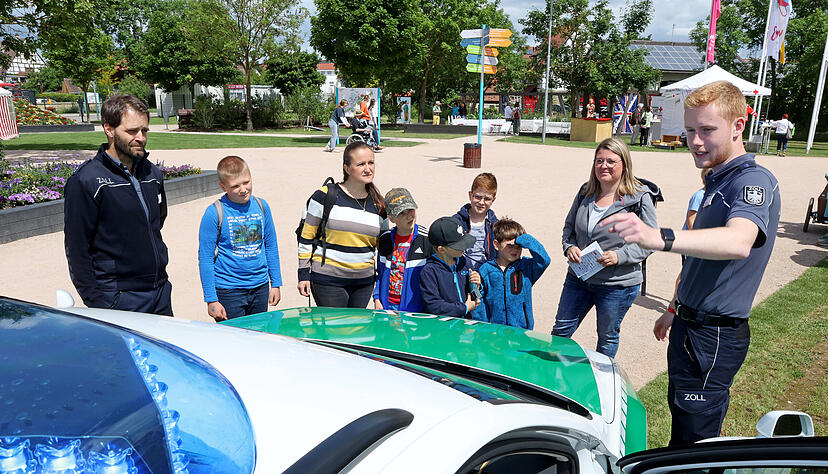 Blaulichttage auf der Gartenschau Eppingen Blaulichttage auf der Gartenschau Eppingen