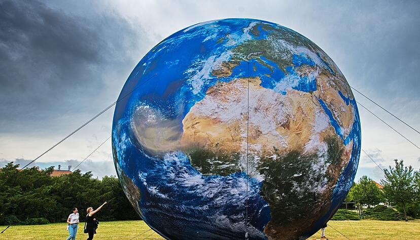 Ver&auml;nderungen an der Erdoberfl&auml;che und in der Atmosph&auml;re beeinflussen die Erdrotation. (Archivbild)