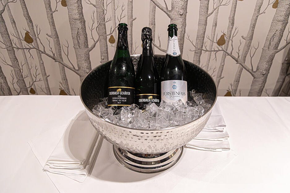 Tradition, Leidenschaft und Mut prägen den württembergischen Weinbau seit Generationen. Tradition, Leidenschaft und Mut prägen den württembergischen Weinbau seit Generationen.