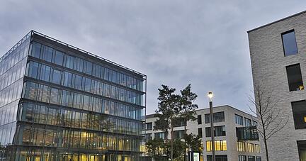 In Heilbronn gibt es verschiedene Bildungswege und Institutionen. Wem etwa das Uni-Studium nicht gefällt, findet auch duale Angebote und umgekehrt.
Foto: Mugler In Heilbronn gibt es verschiedene Bildungswege und Institutionen. Wem etwa das Uni-Studium nicht gefällt, findet auch duale Angebote und umgekehrt.
Foto: Mugler