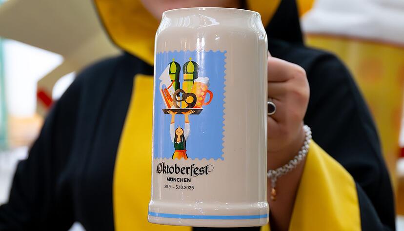 Der Krug soll in diesem Jahr eine Hommage an die Wiesn-Bedienungen sein.