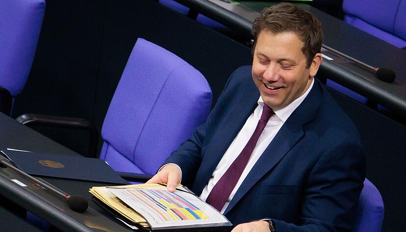 Finanzinister Lars Klingbeil (SPD) bringt bald seinen zweiten Haushalt ins Ziel.