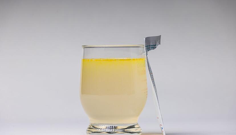 9 der 19 rezeptfreien Medikamenten gegen Durchfall beurteilen die Warentester als geeignet, darunter auch vier Elektrolytpulver zum Anr&uuml;hren.