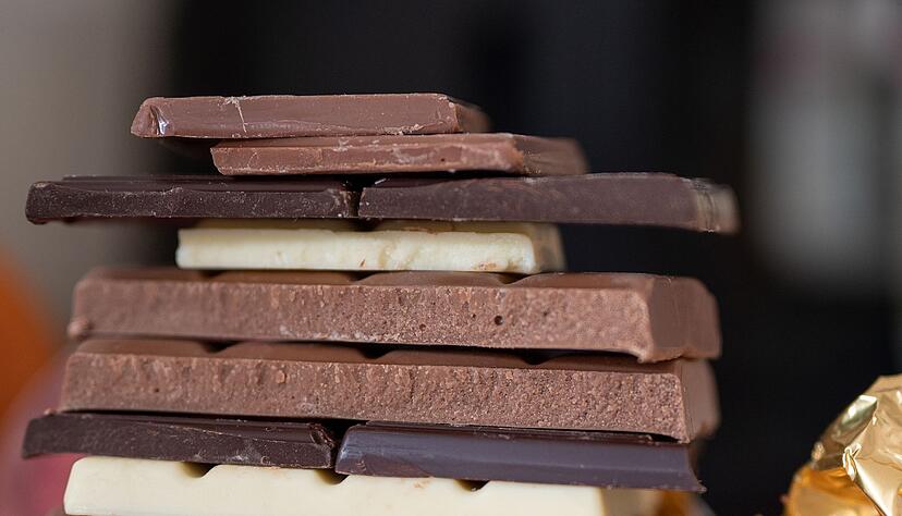 Die Menschen in Deutschland essen laut YouGov am liebsten Vollmilchschokolade. Jeder Zweite gibt die Sorte an. Die Menschen in Deutschland essen laut YouGov am liebsten Vollmilchschokolade. Jeder Zweite gibt die Sorte an.