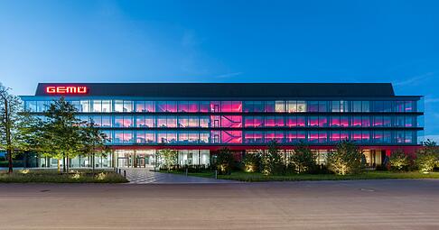 Ventilspezialist Gemü, im vergangenen Jahr in sein neues Headquarter gezogen, gehört zum zehnten Mal in Folge zu den 500 heimlichen Weltmarktführern. Ventilspezialist Gemü, im vergangenen Jahr in sein neues Headquarter gezogen, gehört zum zehnten Mal in Folge zu den 500 heimlichen Weltmarktführern.