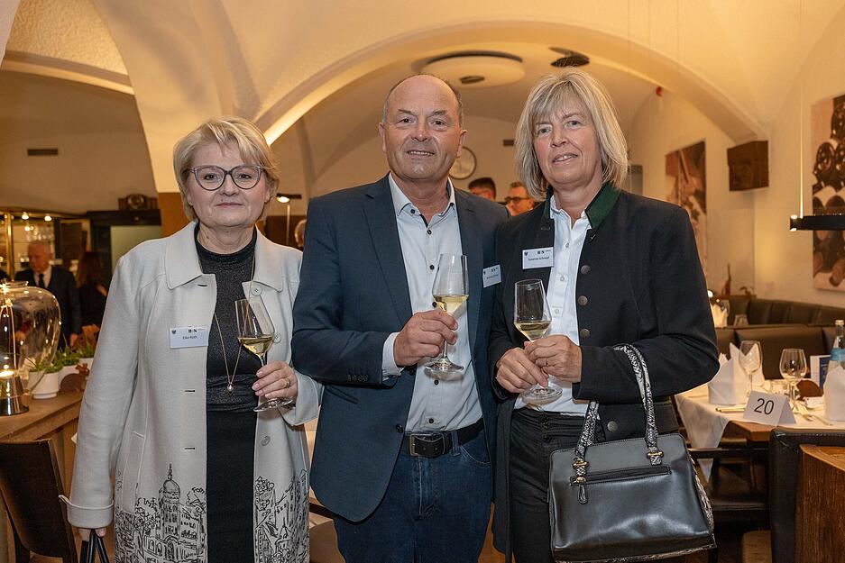 Ein Abend, der Tradition mit aktuellen Fragen zur Zukunft der Gesellschaft verbindet.