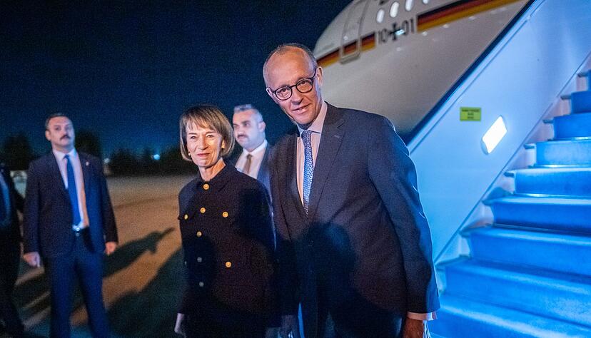 Bundeskanzler Merz ist in der Türkei eingetroffen. Bundeskanzler Merz ist in der Türkei eingetroffen.