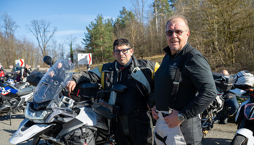 Saisonbeginn im Fr&uuml;hling: Viele Biker genie&szlig;en die ersten Kilometer des Jahres.