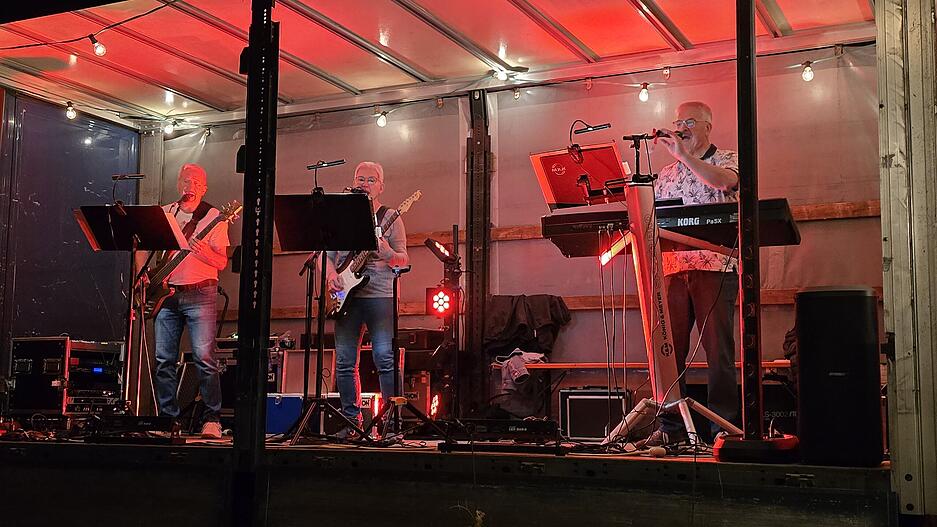 Die Band Sunlights sorgte für Stimmung. Die Band Sunlights sorgte für Stimmung.