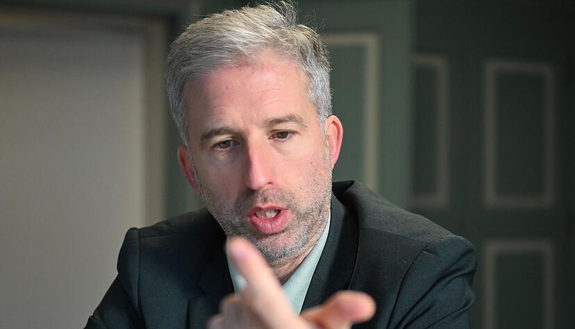 T&uuml;bingens OB Palmer kann sich immer noch eine R&uuml;ckkehr zu den Gr&uuml;nen vorstellen.