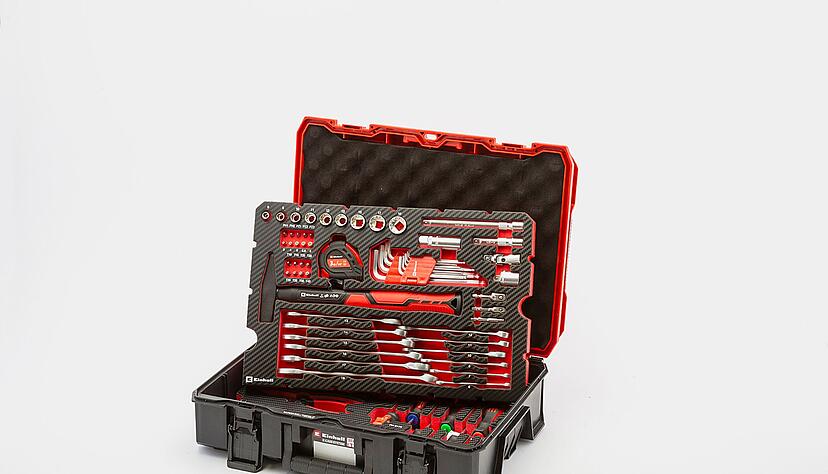 Das Modell von Einhell (Werkzeugkoffer 80-teilig) kostet rund 100 Euro und erhielt im Test die Gesamtnote 1,7. Das Modell von Einhell (Werkzeugkoffer 80-teilig) kostet rund 100 Euro und erhielt im Test die Gesamtnote 1,7.