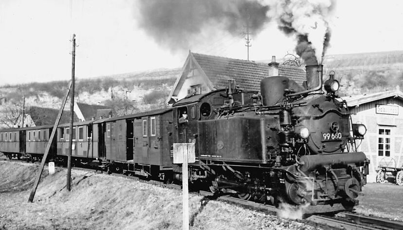 Dampflokzeiten sind endgültig passé. Doch die historische Bottwartalbahn könnte den Weg in eine Zukunft mit Stadtbahnanschluss weisen. Foto: Archiv