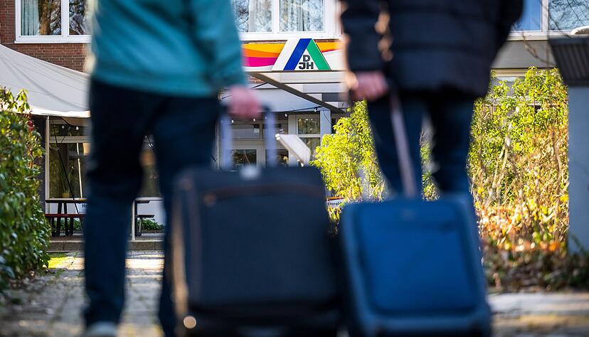 Fr&uuml;hzeitige Abreise wegen Regelbruch? Es kommt in der Regel nur selten vor, dass Kinder auf Klassenfahrt vorzeitig von ihren Eltern abgeholt werden m&uuml;ssen.