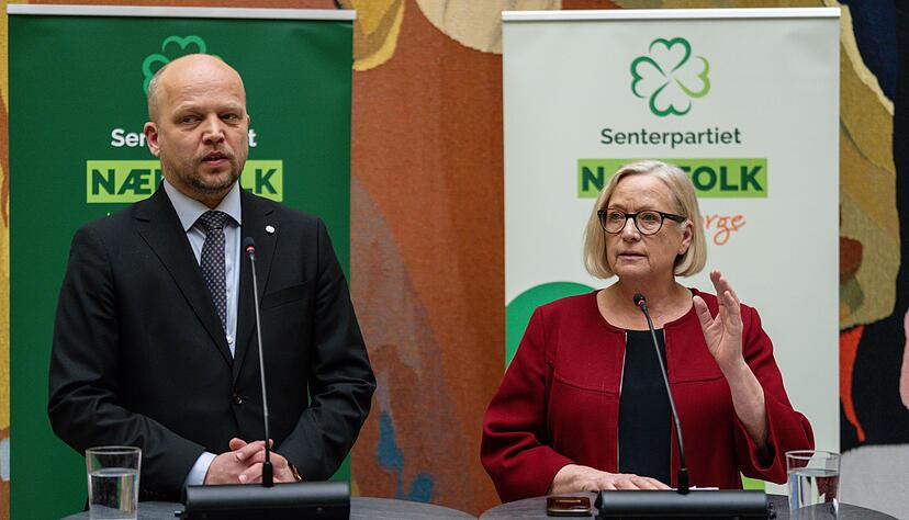 Die Zentrumspartei um Finanzminister Trygve Slagsvold Vedum (links) schert aus der Regierung aus.