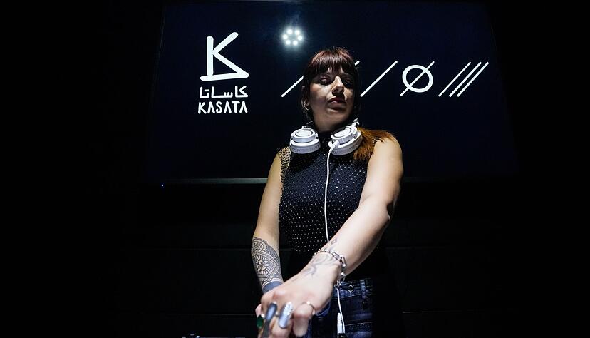 Die in Berlin lebende DJ Nuria legt in Damaskus seit dem Sturz von Machthaber Assad auf. Die in Berlin lebende DJ Nuria legt in Damaskus seit dem Sturz von Machthaber Assad auf.