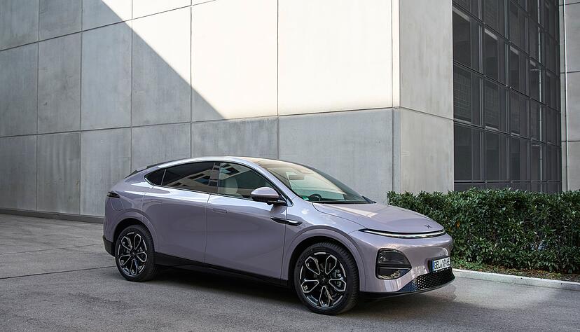 Im SUV-Coupé G6 hat der 800-Volt-Akku eine Kapazität von 81 kWh und ermöglicht Reichweiten von bestenfalls 525 Normkilometern.