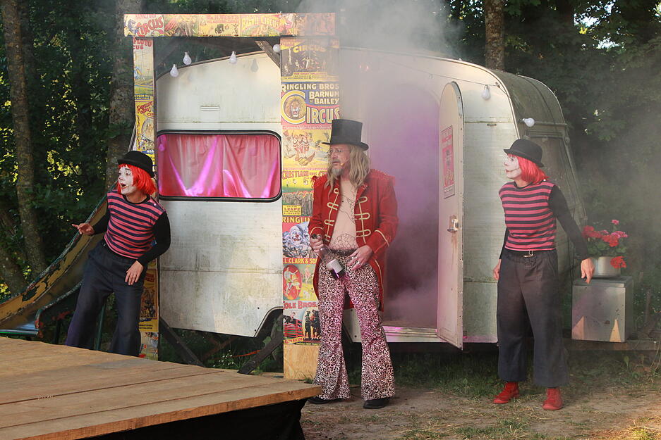 Premiere Theater im Fluss Künzelsau