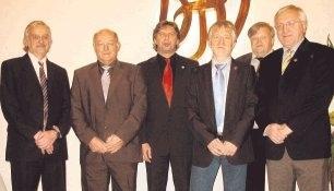 Gut gelaunt - von links: G&uuml;nther Schulze, Ottmar Burkhardt, Ronny Zimmermann, J&uuml;rgen Groh, Gesch&auml;ftsf&uuml;hrer Siegfried M&uuml;ller und Bruno Schilling.Foto: privat