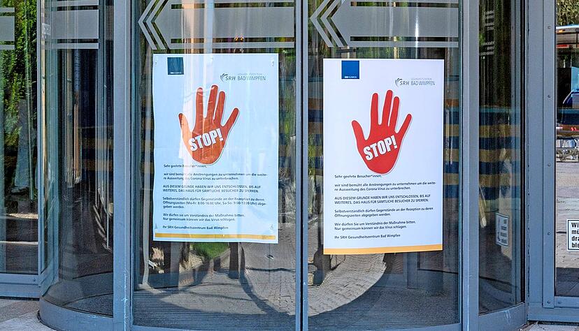 Seit Mitte März gilt in Baden-Württemberg die Corona-Verordnung. Wie sie im Gesundheitszentrum Bad Wimpfen umgesetzt wurde, dazu gibt es widersprüchliche Aussagen von Klinik und Patienten.
Foto: Mario Berger Seit Mitte März gilt in Baden-Württemberg die Corona-Verordnung. Wie sie im Gesundheitszentrum Bad Wimpfen umgesetzt wurde, dazu gibt es widersprüchliche Aussagen von Klinik und Patienten.
Foto: Mario Berger