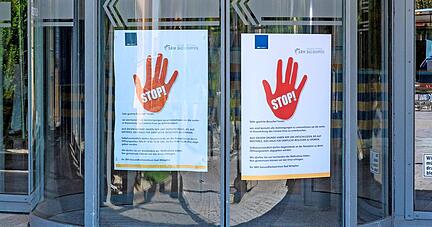 Seit Mitte März gilt in Baden-Württemberg die Corona-Verordnung. Wie sie im Gesundheitszentrum Bad Wimpfen umgesetzt wurde, dazu gibt es widersprüchliche Aussagen von Klinik und Patienten.
Foto: Mario Berger