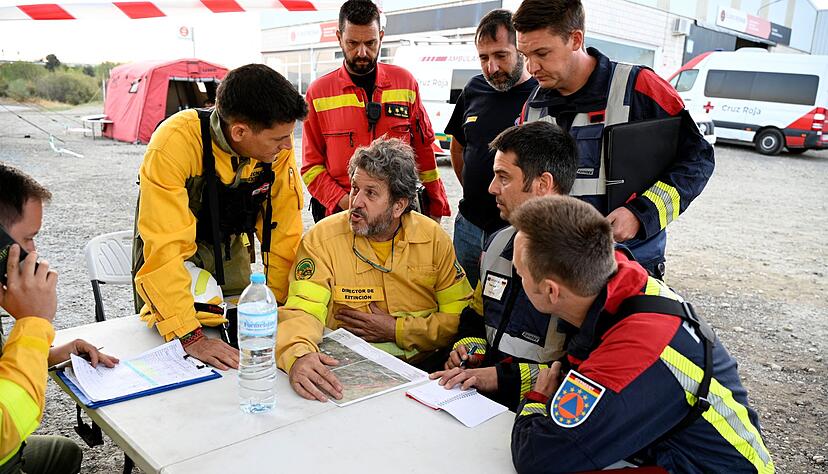 Ohne Ortskenntnisse sind die Deutschen auf gute Zusammenarbeit mit den Spaniern angewiesen.