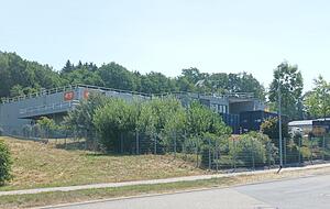 Das Gebäude der TE Connectivity im Gewerbepark Waldzimmern wird gefragt sein, ist der Niedernhaller Bürgermeister Achim Beck überzeugt. Das Gebäude der TE Connectivity im Gewerbepark Waldzimmern wird gefragt sein, ist der Niedernhaller Bürgermeister Achim Beck überzeugt.