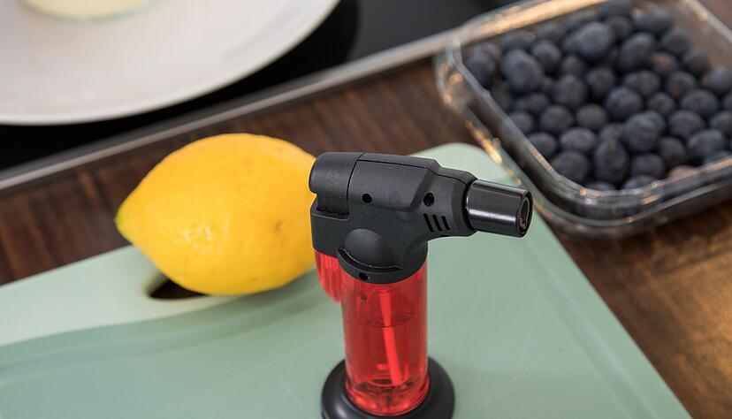 Die Anschaffung eines Bunsen- und Flambierbrenners lohnt sich laut einem Verbrauchersch&uuml;tzer nur, wenn er auch wirklich &ouml;fter zum Einsatz kommt.