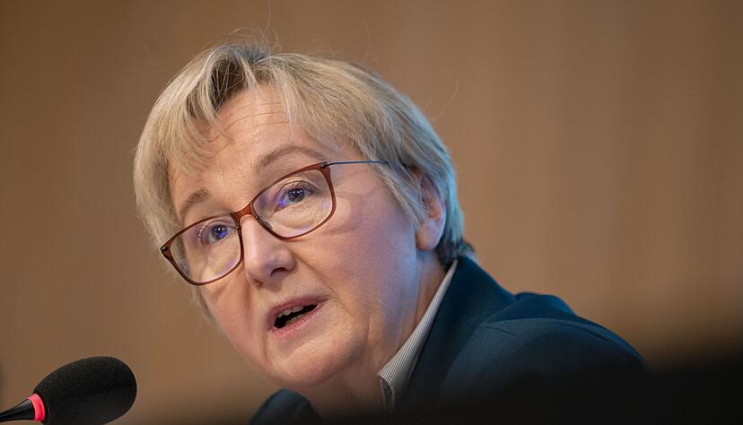 Theresia Bauer (Bündnis 90/Die Grünen), Wissenschaftsministerin von Baden-Württemberg. Theresia Bauer (Bündnis 90/Die Grünen), Wissenschaftsministerin von Baden-Württemberg.