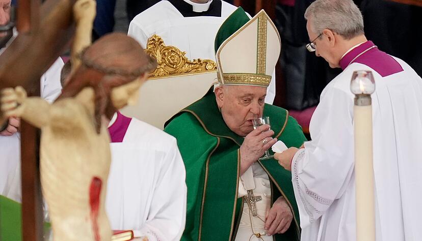 Franziskus geht es seit Wochen schlecht. (Archivbild)