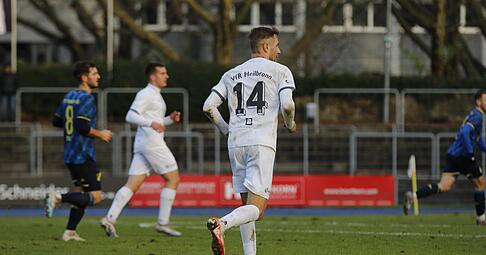 Der sehr gut aufgelegte Julian Schiffmann und alle anderen Spieler des VfR Heilbronn haben laut ihres Trainers gegen den SSV Ehingen-S&uuml;d "ein anderes Gesicht" gezeigt.