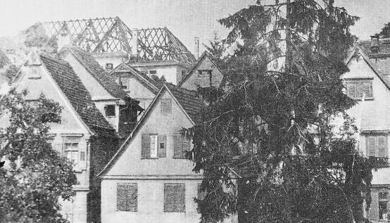 Am 24. August 1915 brennt der Dachstuhl der Hildthalle völlig aus. Niemand wird verletzt. Der Schaden beläuft sich auf 47 700 Mark.Foto: Stadtarchiv Am 24. August 1915 brennt der Dachstuhl der Hildthalle völlig aus. Niemand wird verletzt. Der Schaden beläuft sich auf 47 700 Mark.Foto: Stadtarchiv
