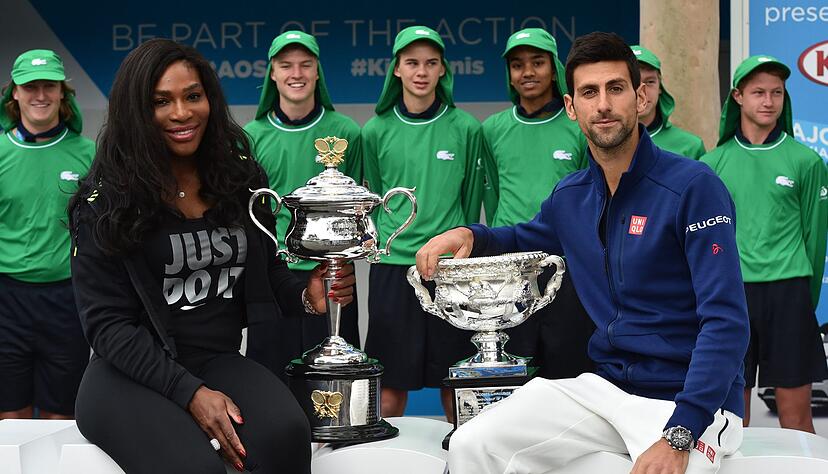 Serena Williams und Novak Djokovic gewannen 2016 jeweils den Titel bei den Australian Open. (Archivbild) Serena Williams und Novak Djokovic gewannen 2016 jeweils den Titel bei den Australian Open. (Archivbild)