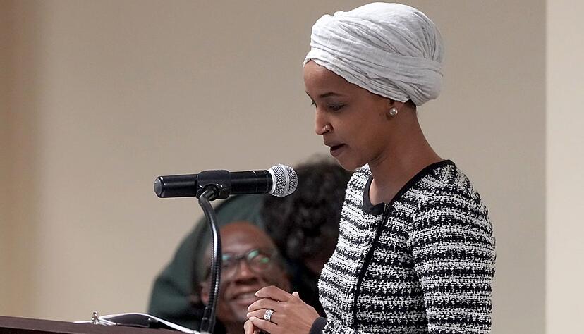 US-Präsident Donald Trump greift die linke Abgeordnete verbal immer wieder heftig an. US-Präsident Donald Trump greift die linke Abgeordnete verbal immer wieder heftig an.