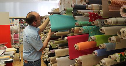 Kunstleder und andere robuste Materialen sind die Spezialit&auml;t des Wei&szlig;bacher Unternehmens Hornschuch, das inzwischen zur Continental AG geh&ouml;rt.
Foto: Archiv/Hoos