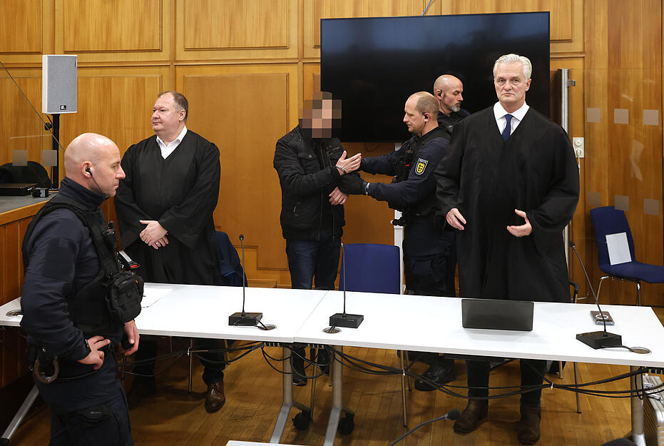 Die Schwurgerichtskammer des Heilbronner Landgerichts bestätigte in ihrer Entscheidung die schwerwiegenden Anschuldigungen gegen den 53-jährigen Angeklagten.
