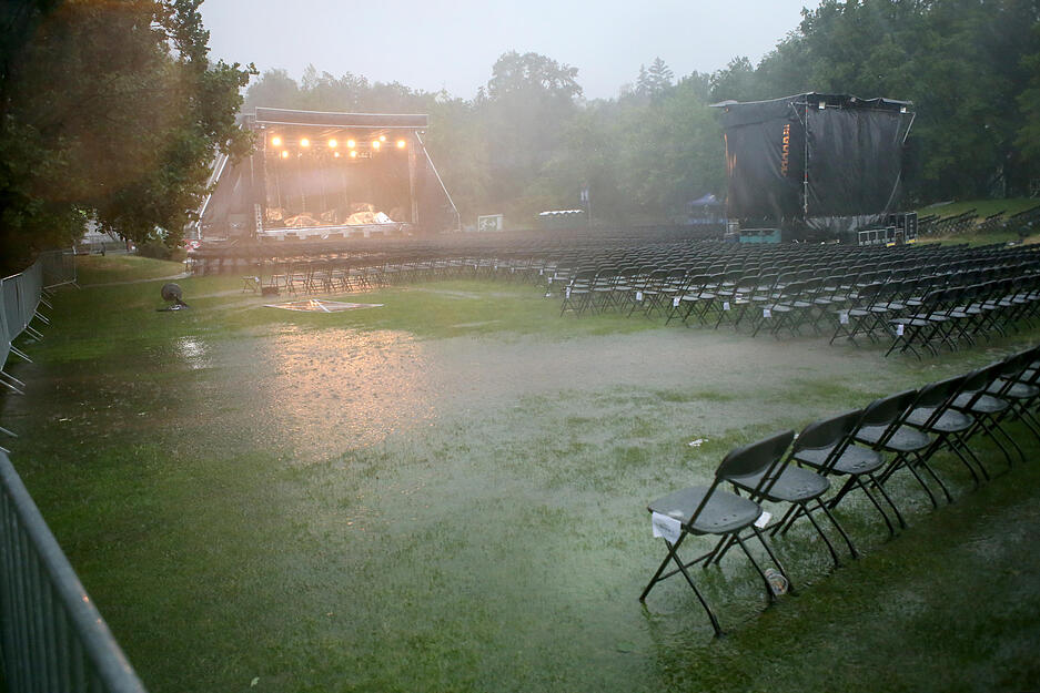 Unwetter vor Sarah Connor Konzert auf den Wertwiesen Heilbronn